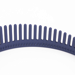 Ободок пластиковый для волос с гребнем