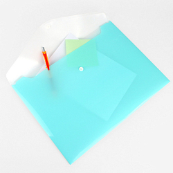 Папка-конверт на кнопке А4 Ice голубая с дополнительным карманом