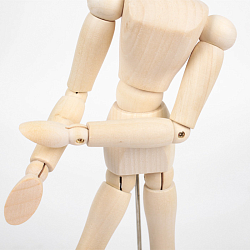 Манекен деревянный