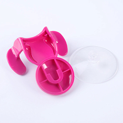 Крючок декоративный пластиковый 7*7,5см на присоске "Человечек" цвет ассорти