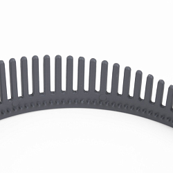 Ободок пластиковый для волос с гребнем