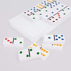 Настольная игра "Dominoes"